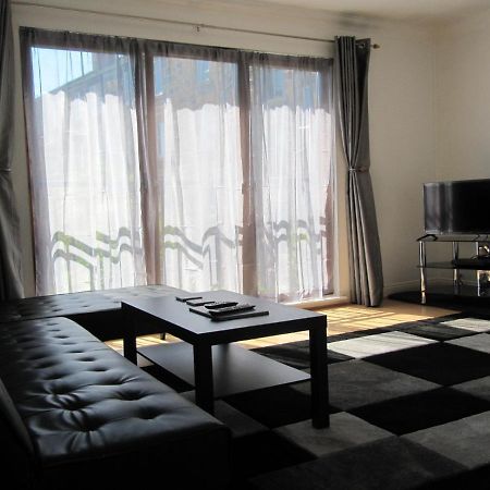 Cozy Off Road 2 Bedroom Cottage Apartment With Free Wi-Fi And Private Parking Glasgow Zewnętrze zdjęcie