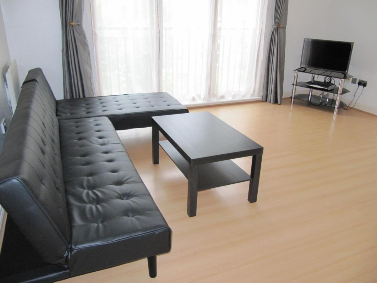 Cozy Off Road 2 Bedroom Cottage Apartment With Free Wi-Fi And Private Parking Glasgow Zewnętrze zdjęcie