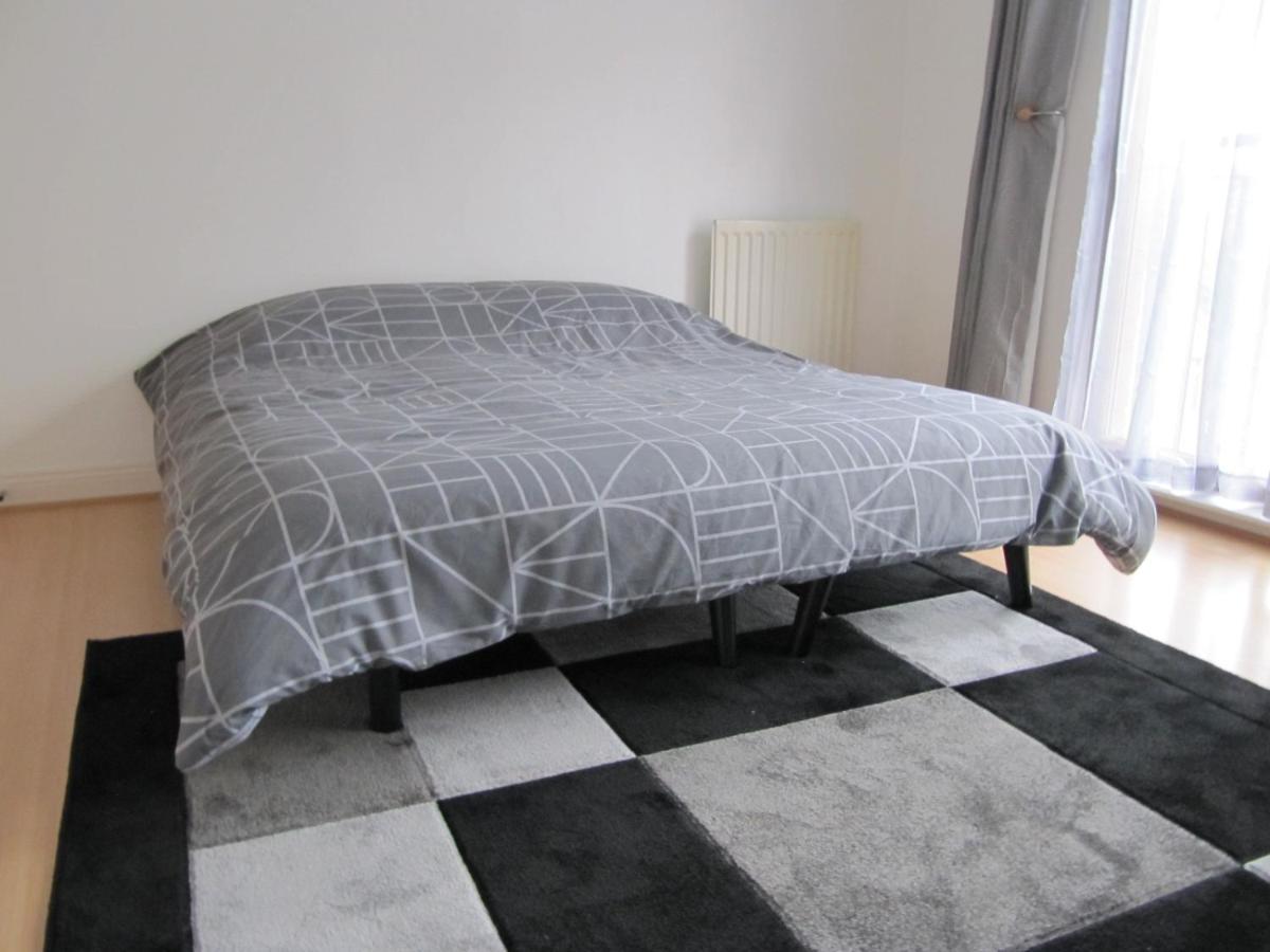 Cozy Off Road 2 Bedroom Cottage Apartment With Free Wi-Fi And Private Parking Glasgow Zewnętrze zdjęcie